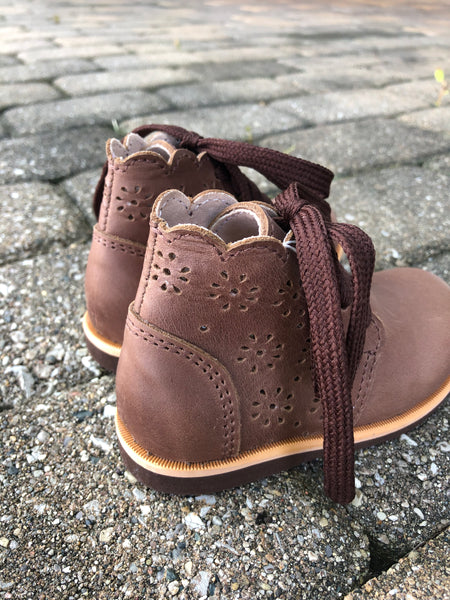 Willow Boot Chocolate Brown